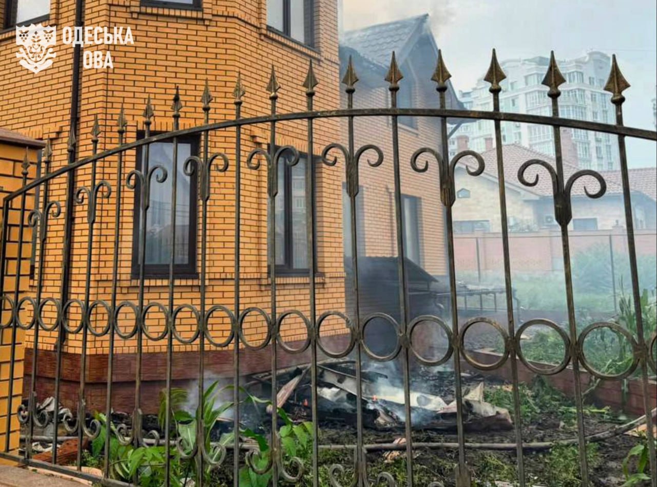 Russia strikes Odesa region, damaging homes and injuring three